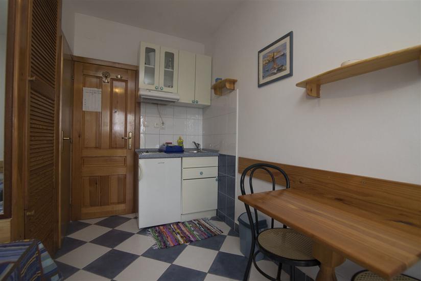 Apartment A8, for 2 persons