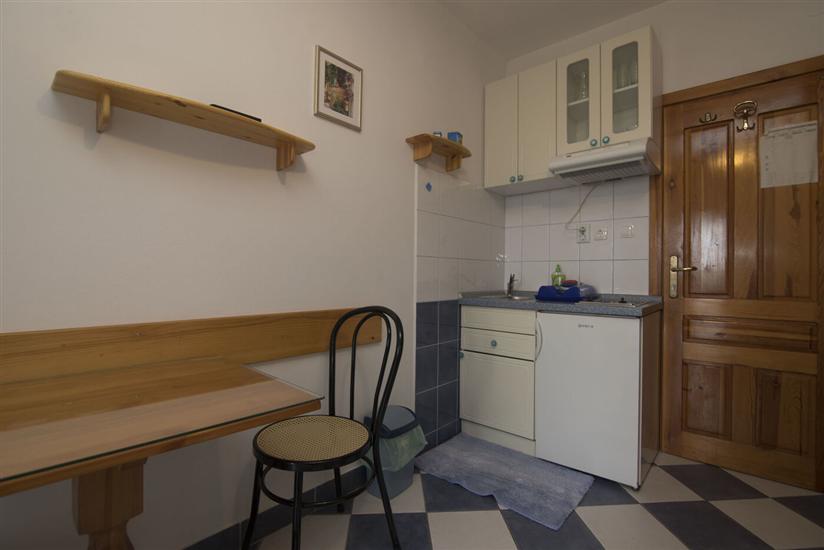 Apartment A10, for 2 persons