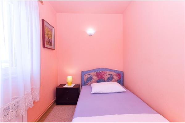 Apartment A1, for 6 persons