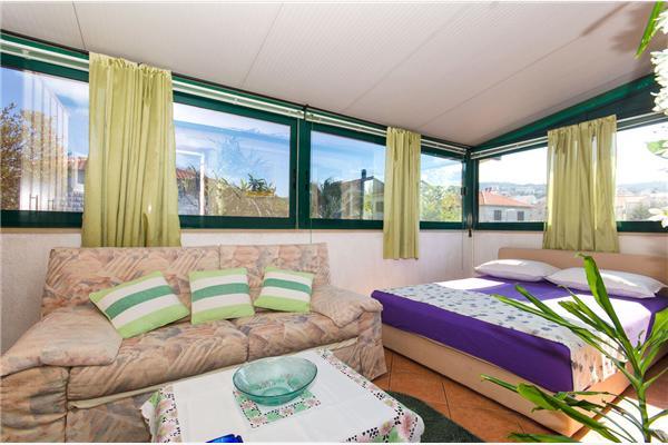 Apartment A1, for 6 persons