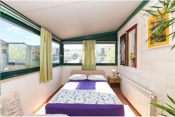 Apartment A1, for 6 persons