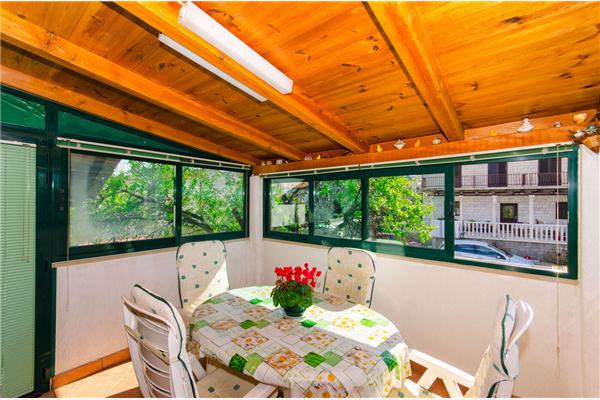 Apartment A1, for 6 persons