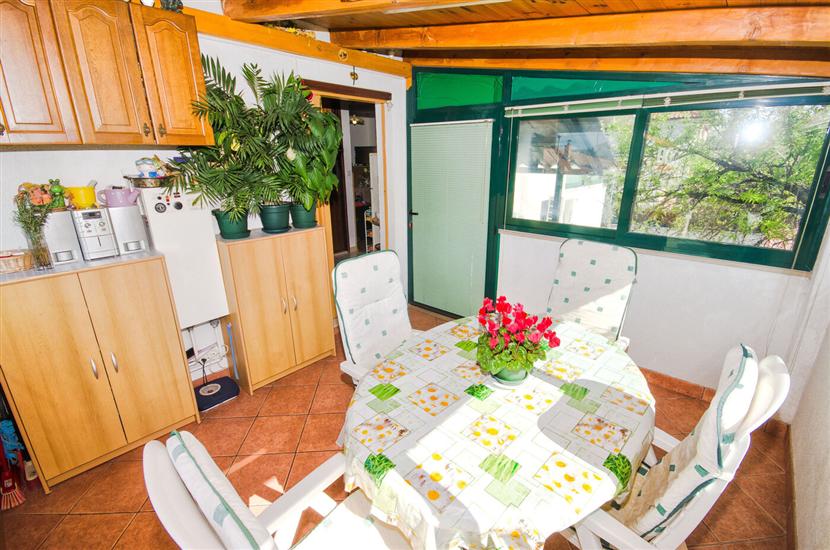 Apartment A1, for 6 persons