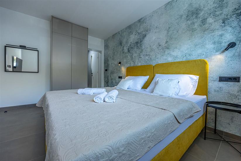 House K1, for 8 persons