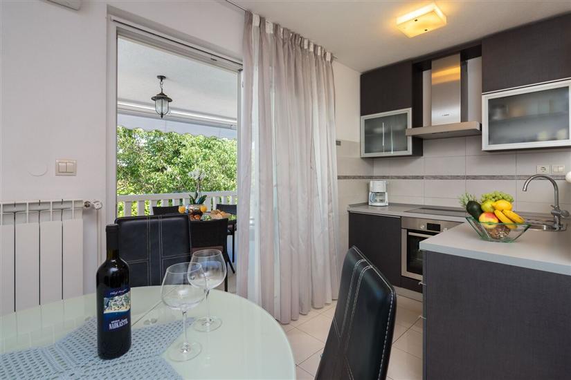 House K1, for 8 persons