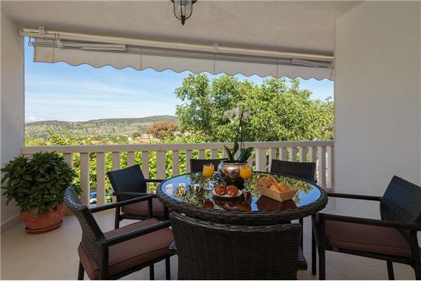 House K1, for 8 persons