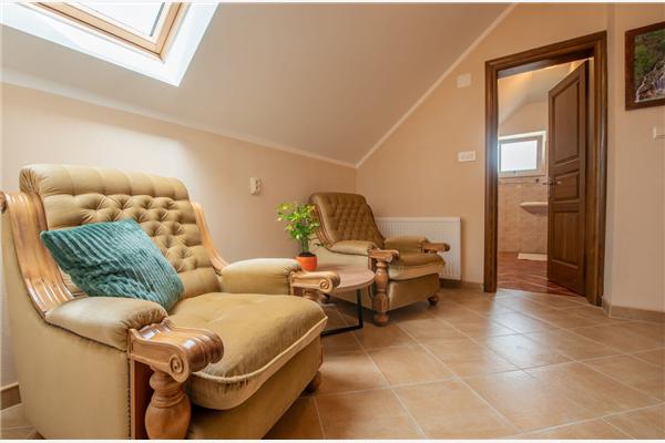 House K1, for 9 persons