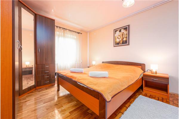 House K1, for 9 persons