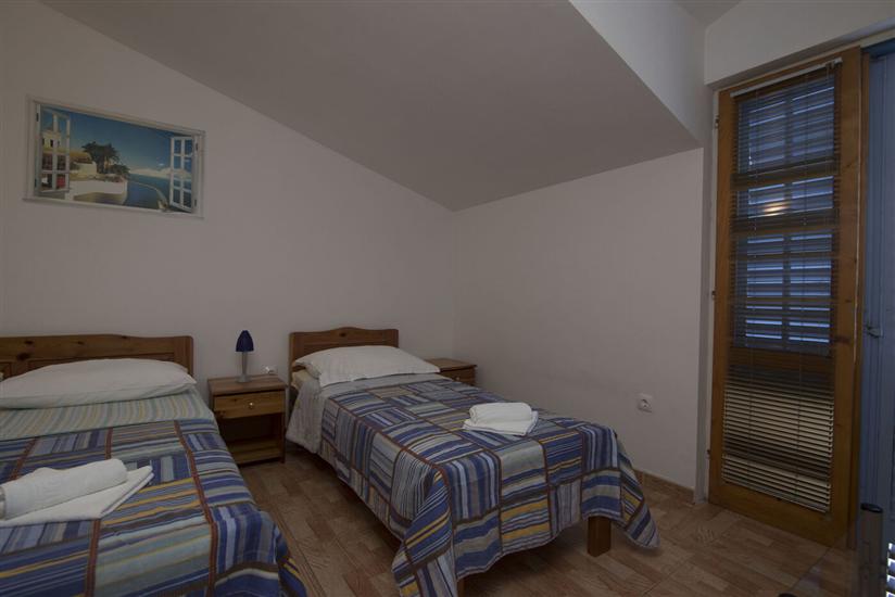 Apartment A6, for 4 persons