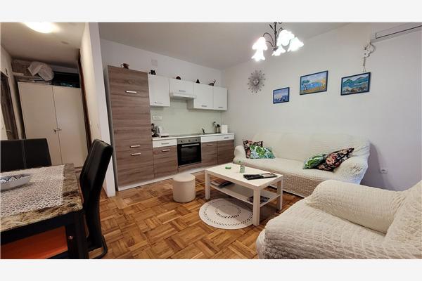 Apartment A1, for 3 persons