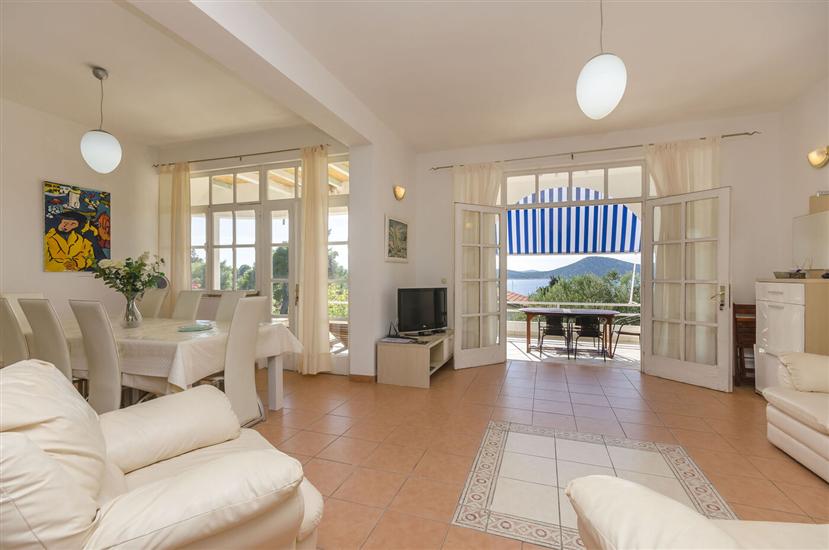 Apartment A3, for 6 persons