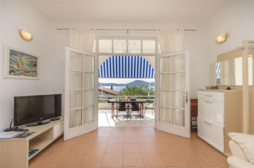 Apartment A3, for 6 persons