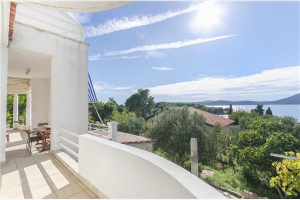 Apartment A3, for 6 persons