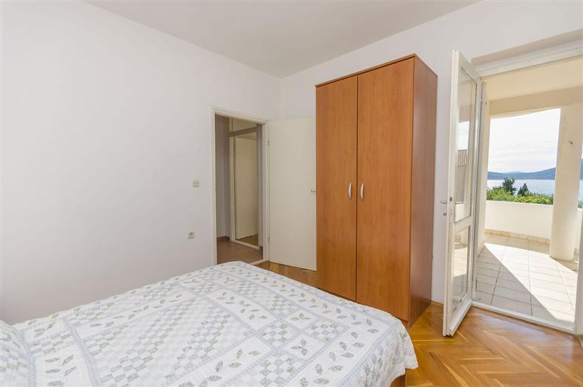Apartment A3, for 6 persons
