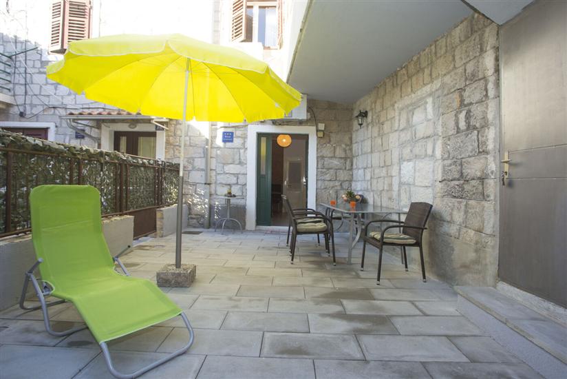 Апартамент Zdrav