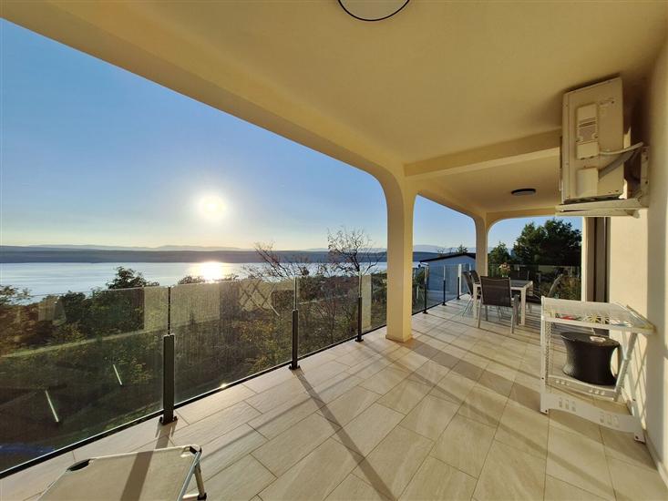 Apartment A3, for 6 persons