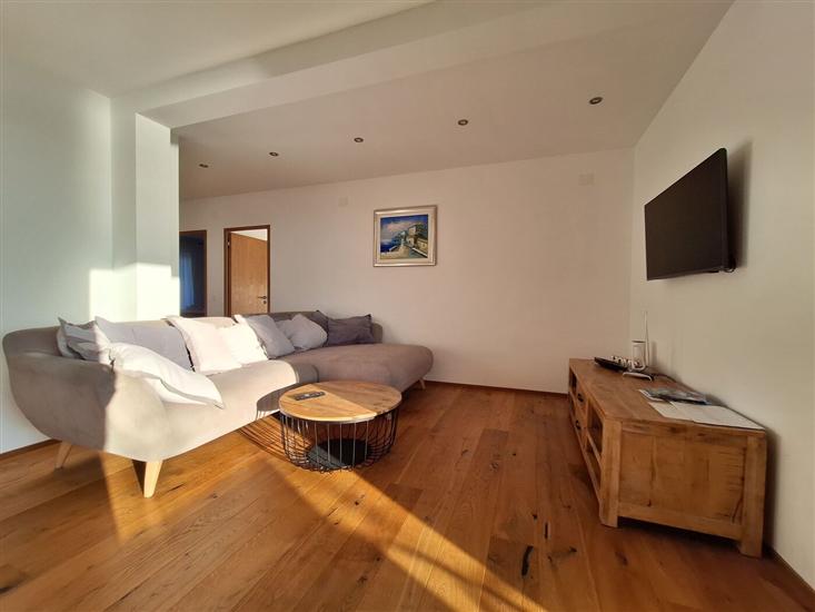 Apartment A3, for 6 persons