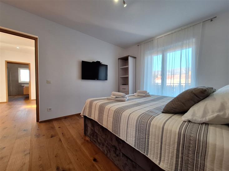 Apartment A3, for 6 persons