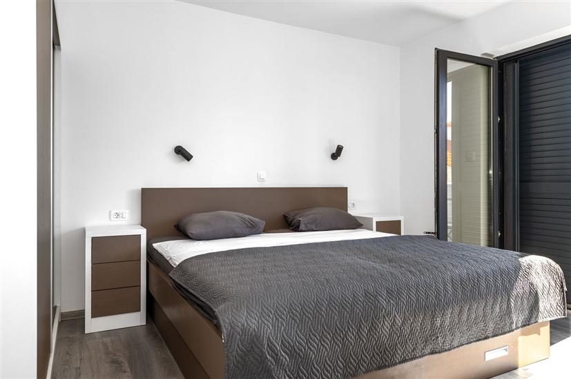 Apartment A2, for 5 persons