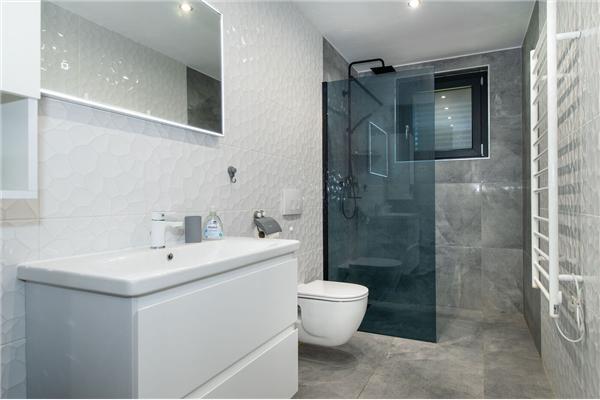 Apartment A2, for 5 persons