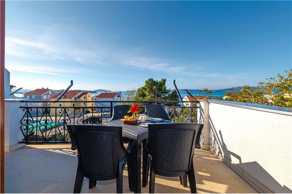 Apartment A2, for 3 persons