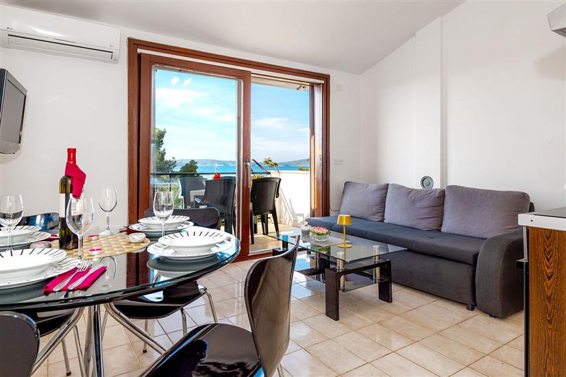 Apartment A2, for 3 persons