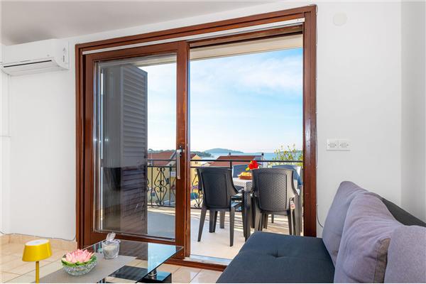 Apartment A2, for 3 persons