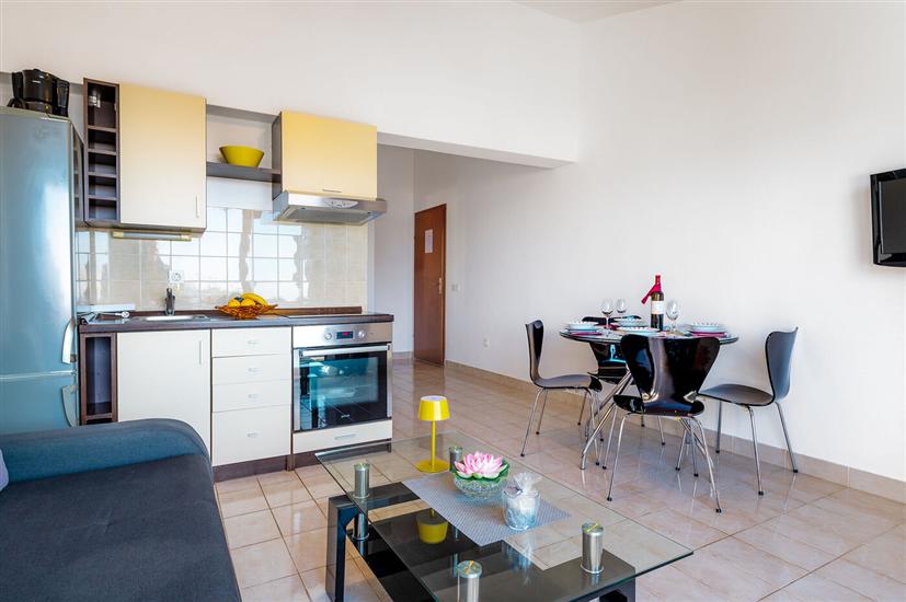 Apartment A2, for 3 persons