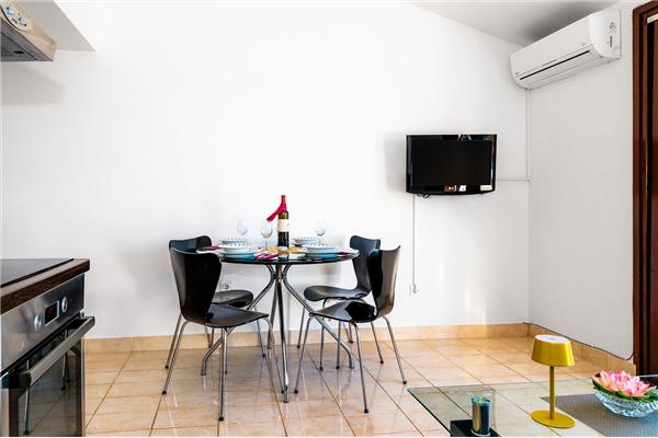 Apartment A2, for 3 persons