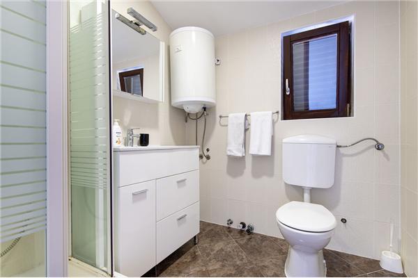 Apartment A2, for 3 persons