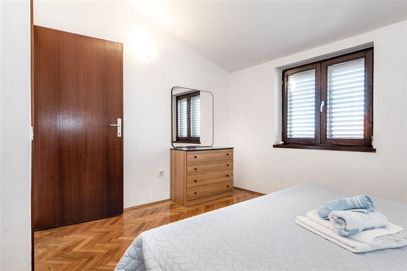 Apartment A2, for 3 persons