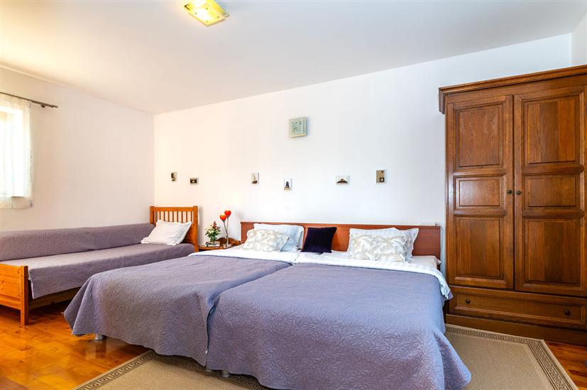 House K1, for 8 persons