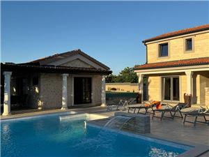 Villa Gem Set Ninski Stanovi, Size 100.00 m2, Accommodation with pool