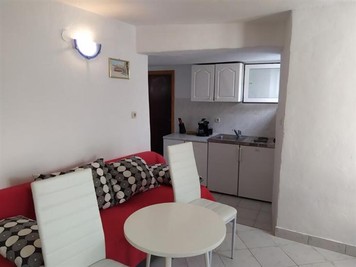 Apartment A2, for 3 persons