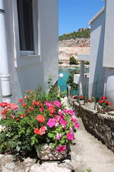 Apartment A2, for 3 persons