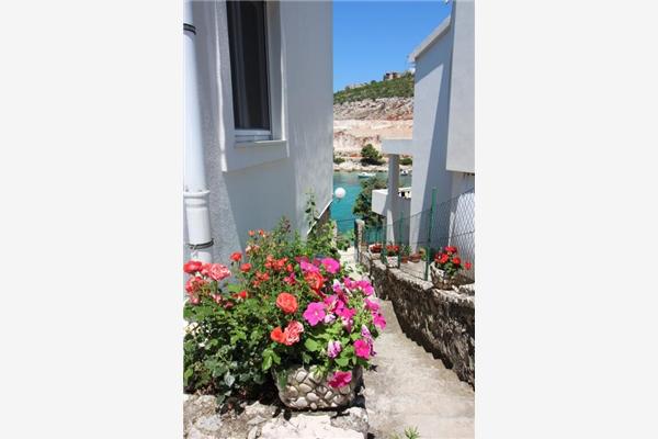 Apartment A2, for 3 persons