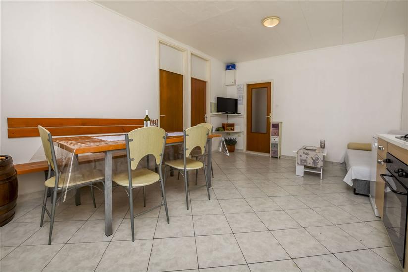 House K1, for 5 persons