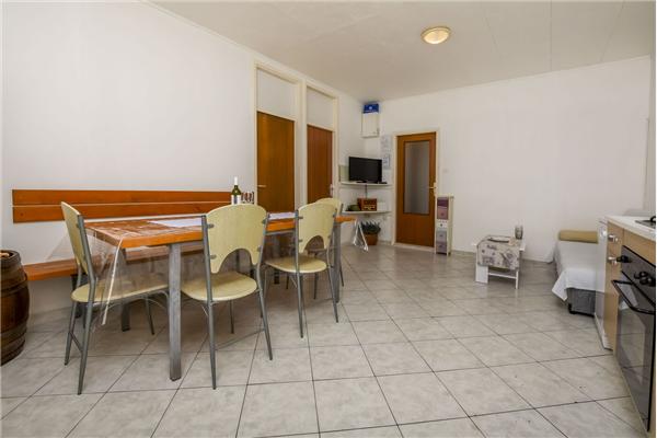 House K1, for 5 persons