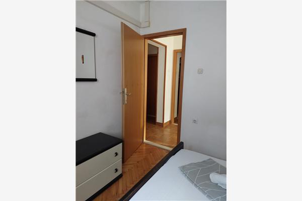 Apartment A2, for 6 persons