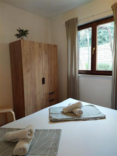 Apartment A2, for 6 persons