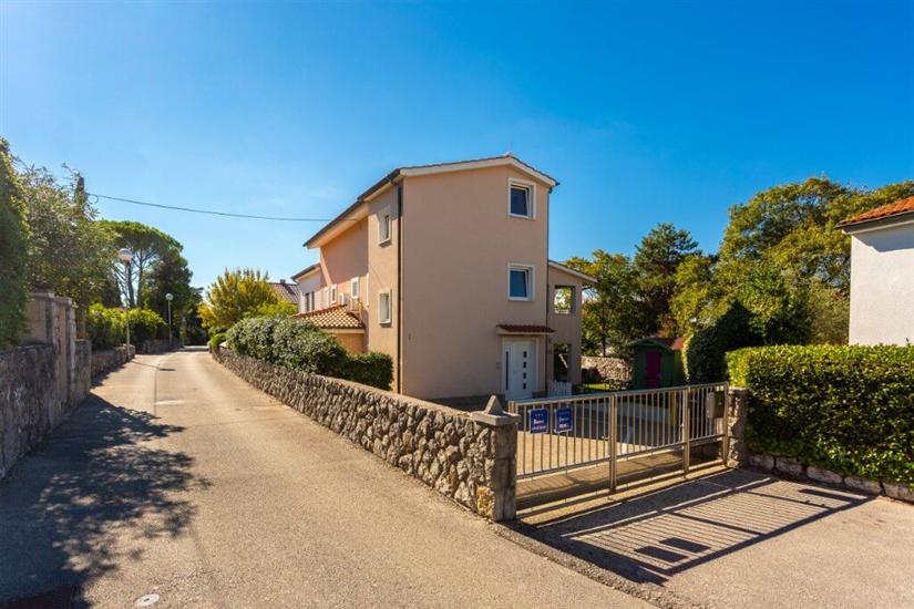 Apartments and Room Tamaris