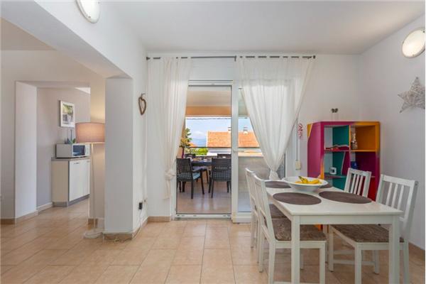 Apartment A1, for 6 persons