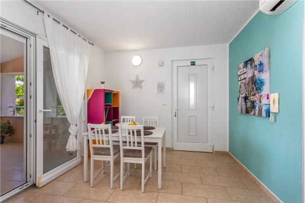 Apartment A1, for 6 persons