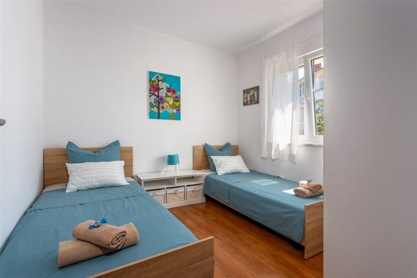 Apartment A1, for 6 persons