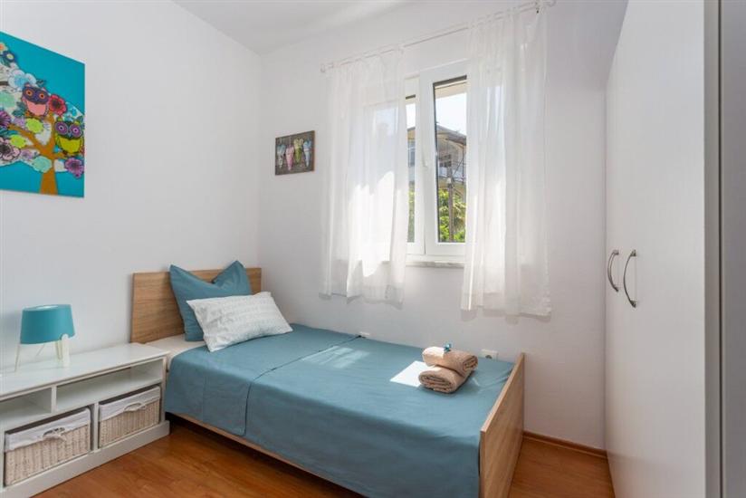 Apartment A1, for 6 persons