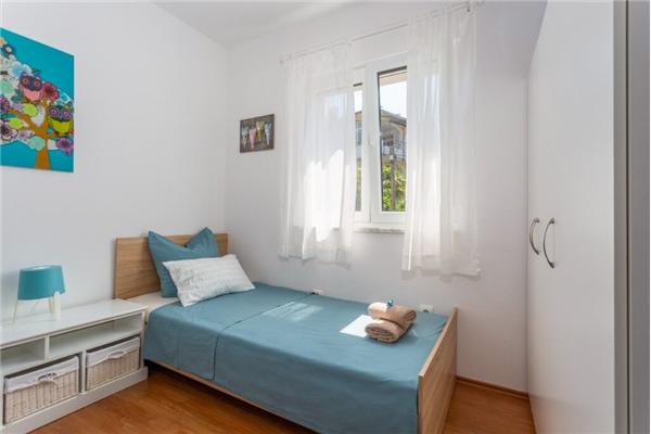 Apartment A1, for 6 persons