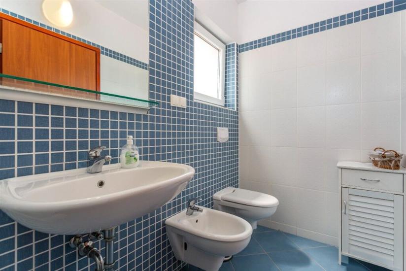 Apartment A1, for 6 persons