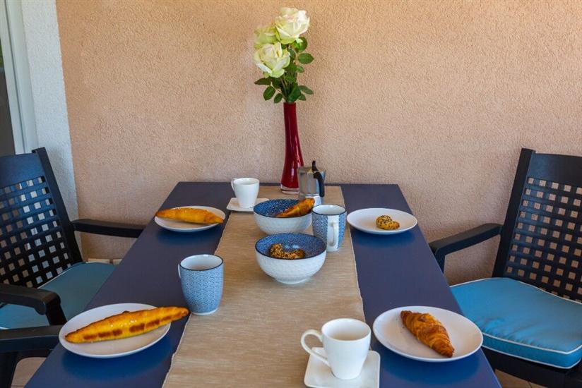 Apartment A1, for 6 persons