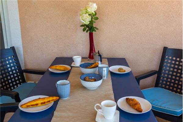 Apartment A1, for 6 persons