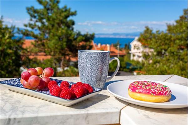 Apartment A2, for 6 persons